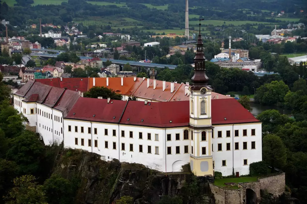 Constellium Děčín Nabídka Práce